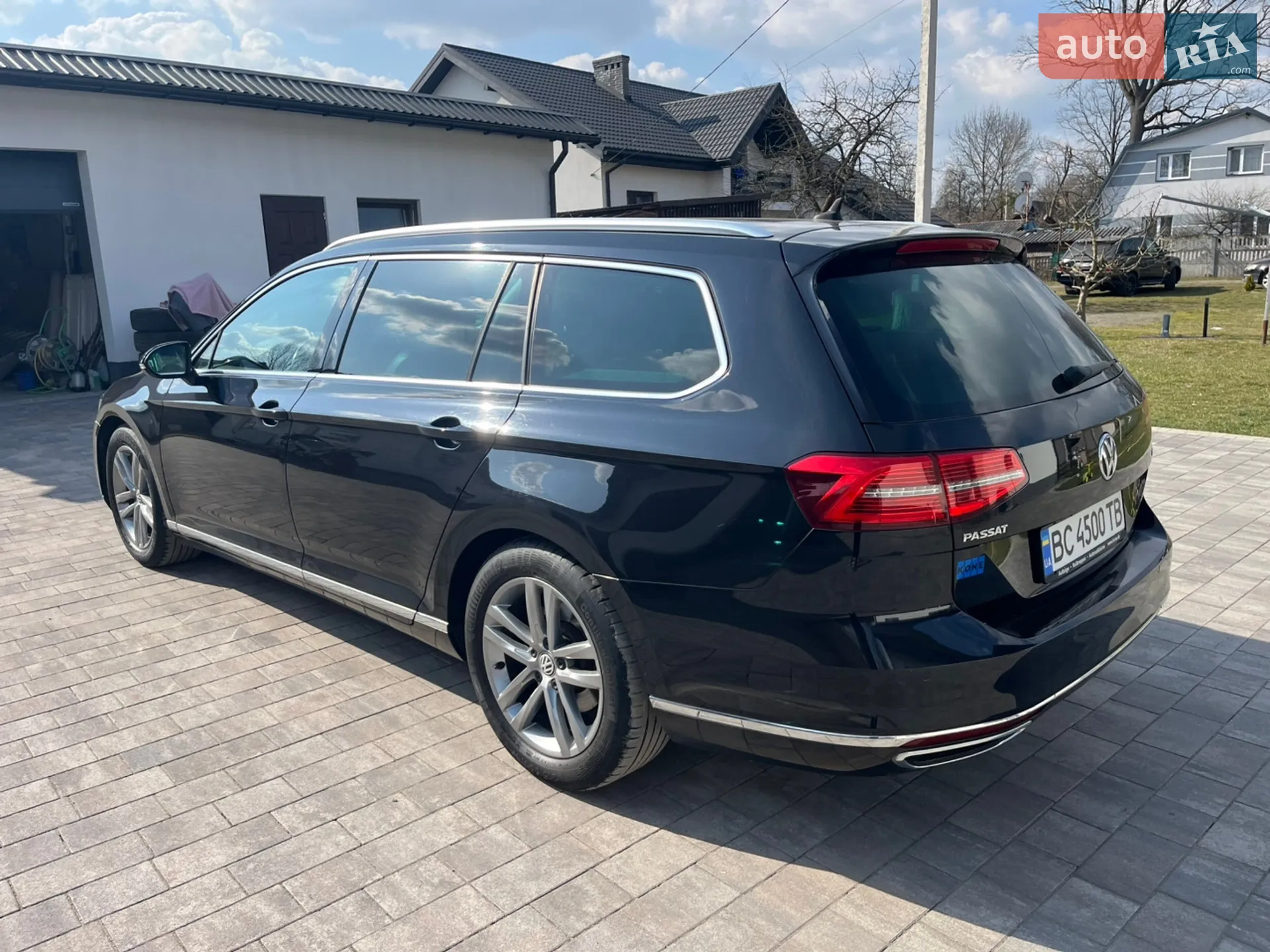 2017 Volkswagen Passat - мініатюра 3