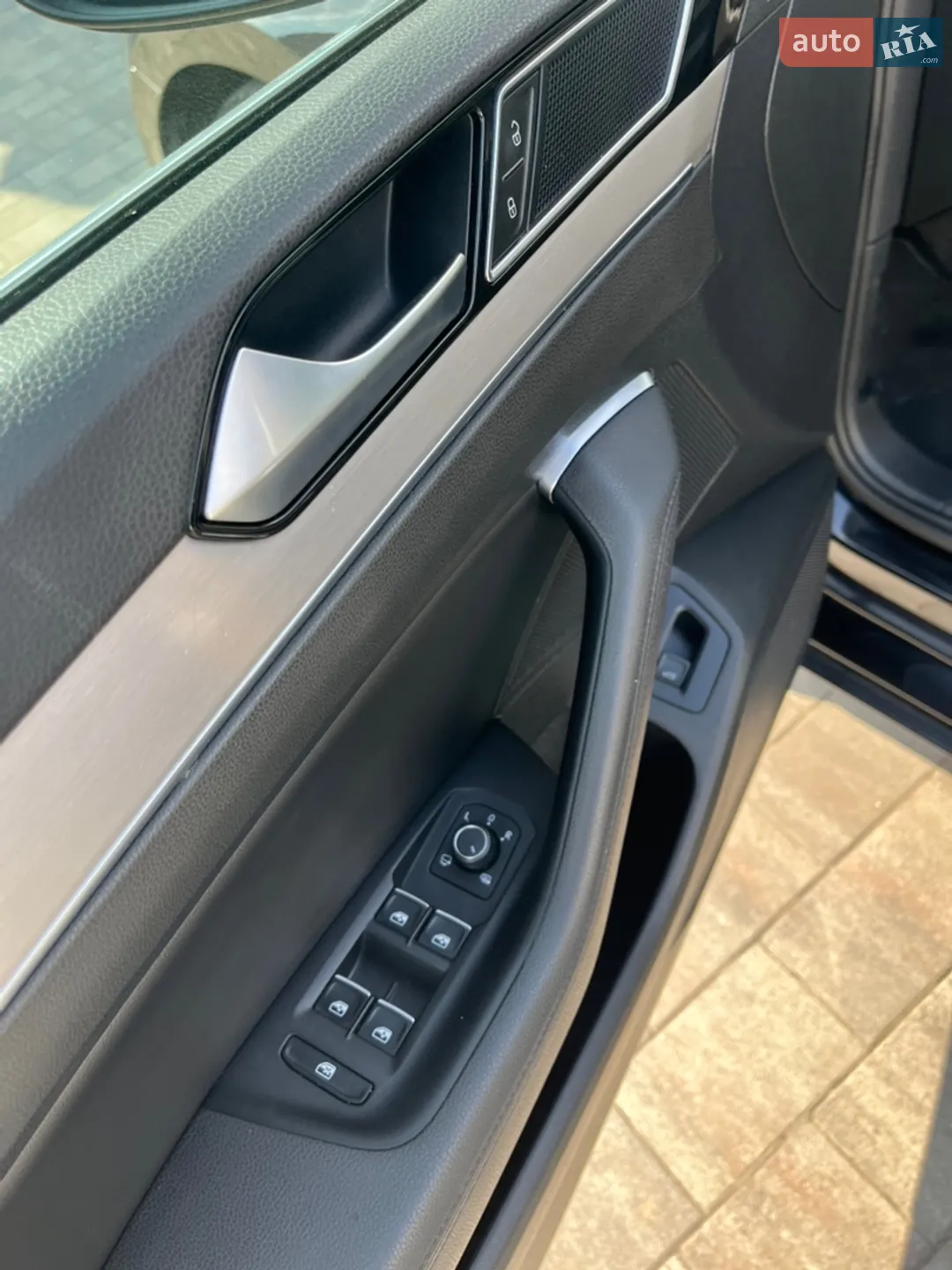 2017 Volkswagen Passat - мініатюра 10