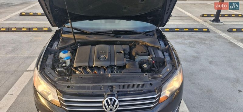 Седан Volkswagen Passat 2013 в Киеве