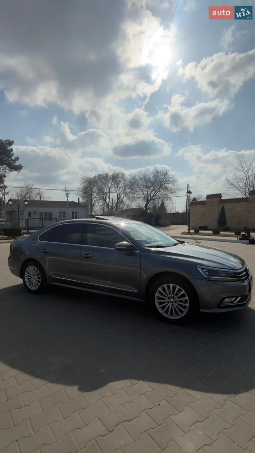 2016 Volkswagen Passat - мініатюра 12
