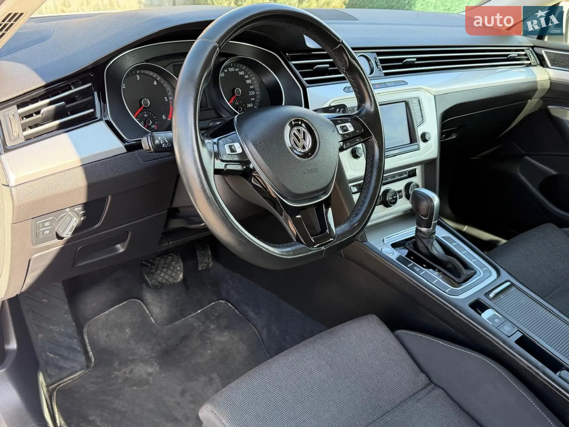 2016 Volkswagen Passat - мініатюра 12