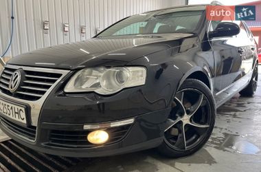 Универсал Volkswagen Passat 2008 в Ровно