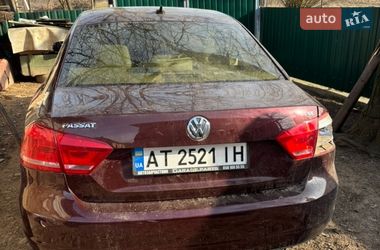 Седан Volkswagen Passat 2013 в Надворной