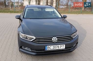 Универсал Volkswagen Passat 2017 в Львове