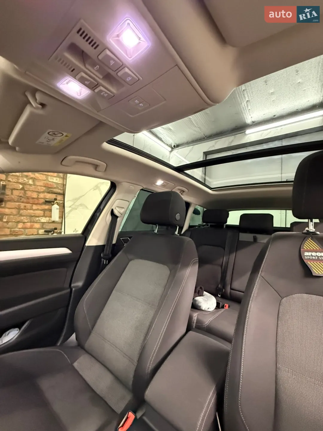 2018 Volkswagen Passat - мініатюра 9