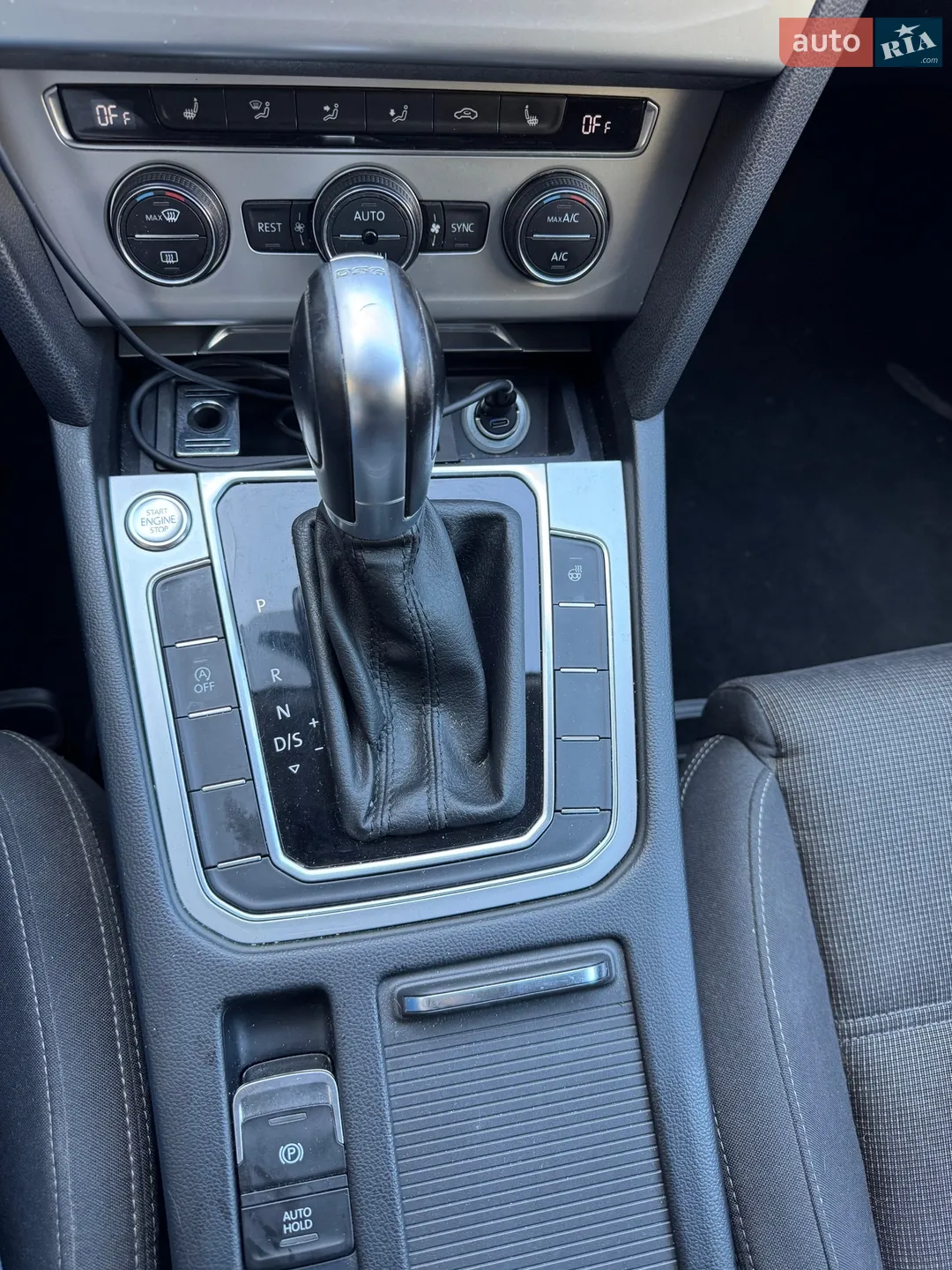 2016 Volkswagen Passat - мініатюра 17