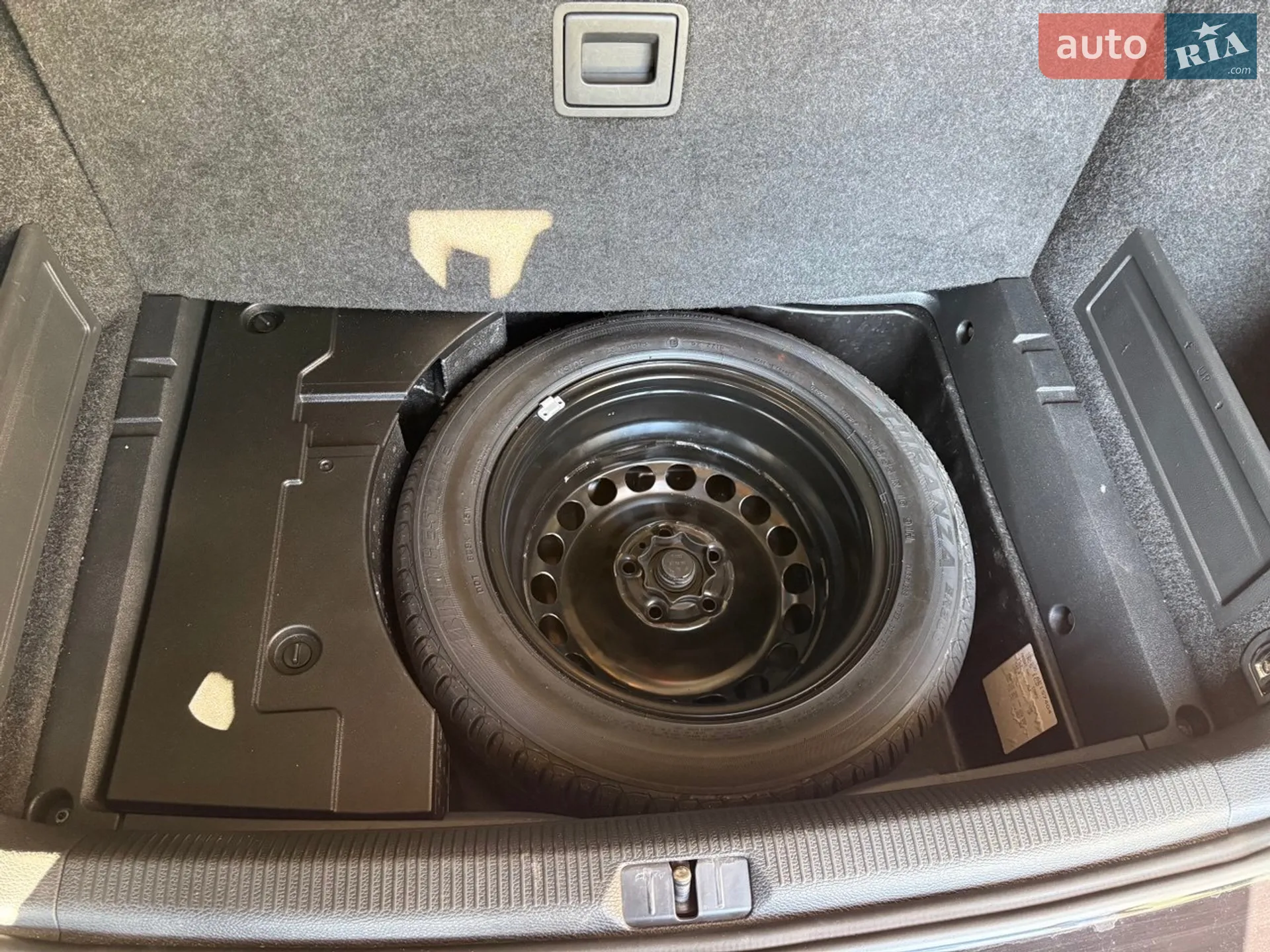 2010 Volkswagen Passat - мініатюра 25