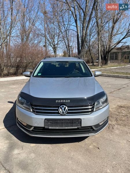 Универсал Volkswagen Passat 2013 в Миргороде