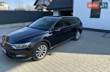 Универсал Volkswagen Passat 2015 в Львове