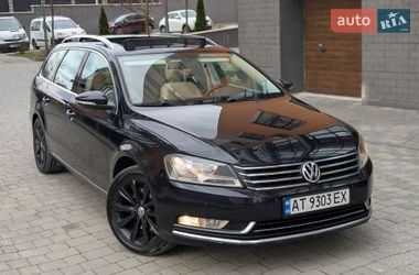 Універсал Volkswagen Passat 2012 в Івано-Франківську