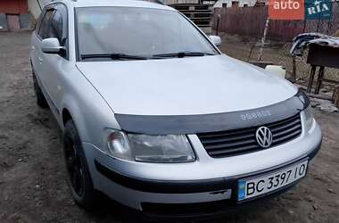 Універсал Volkswagen Passat 1999 в Львові