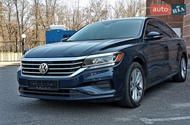 Седан Volkswagen Passat 2020 в Одесі