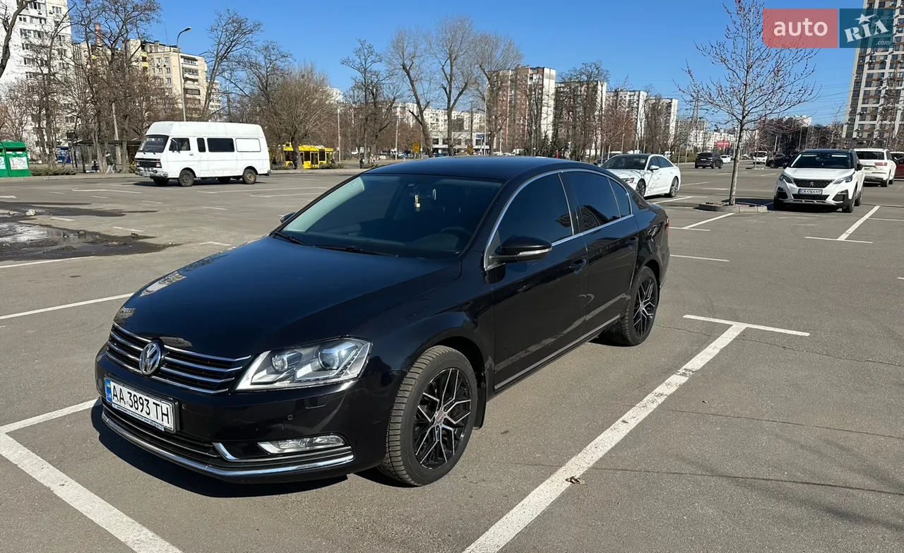 2013 Volkswagen Passat - мініатюра 25