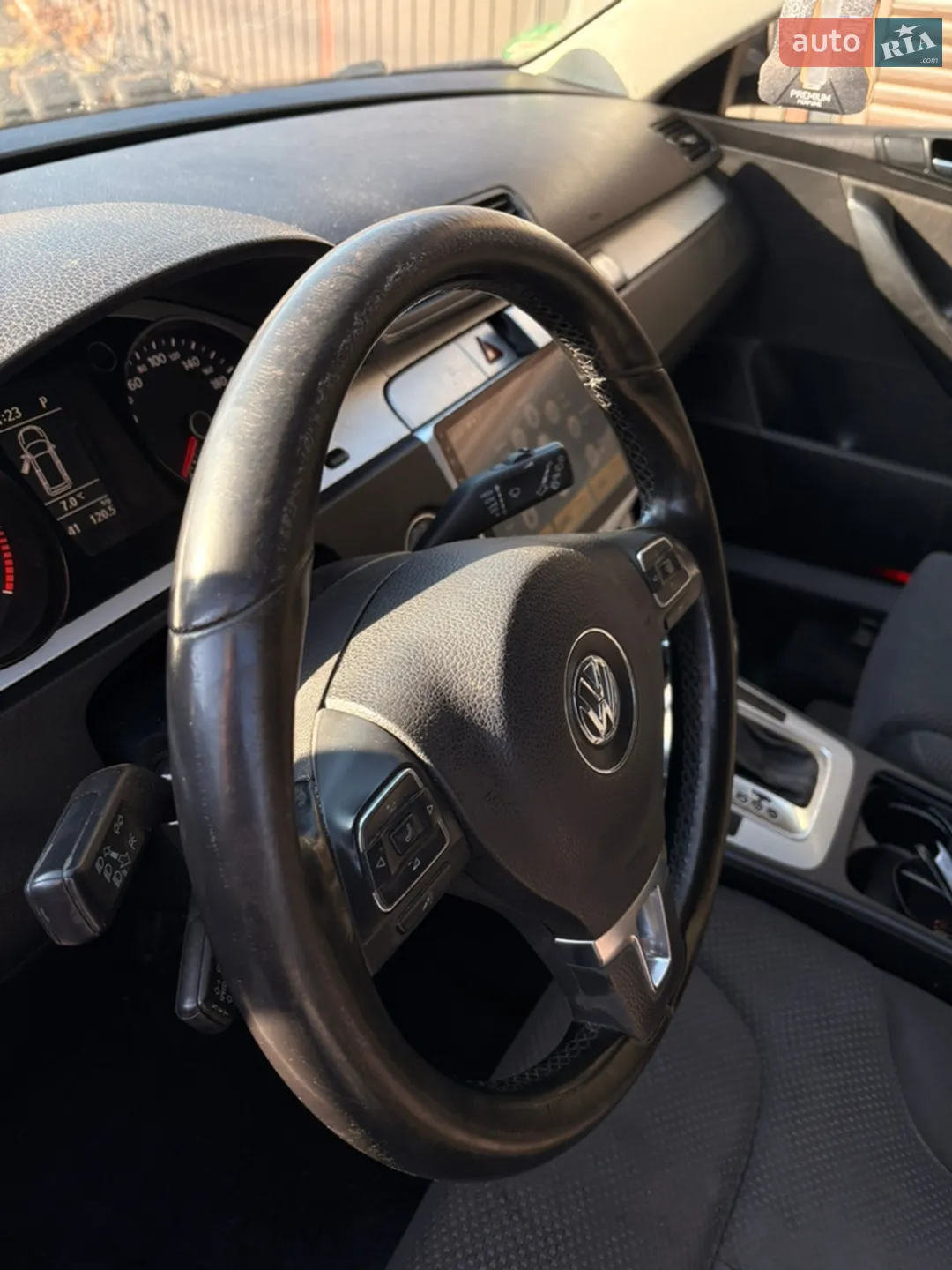 2010 Volkswagen Passat - мініатюра 14