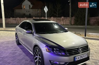 Седан Volkswagen Passat 2013 в Києві