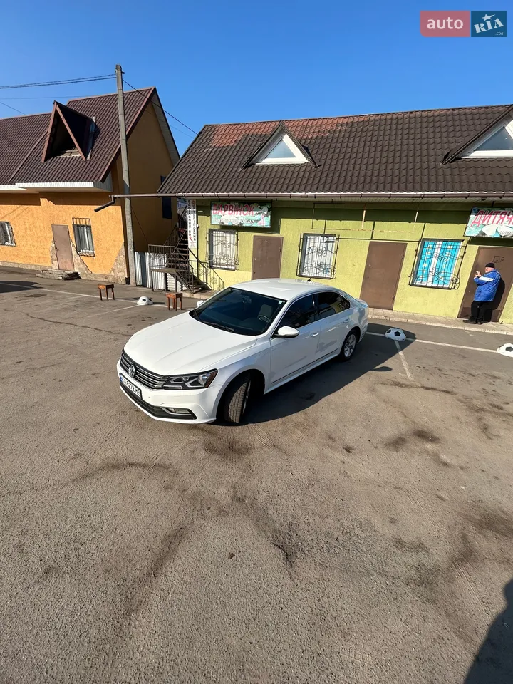 2017 Volkswagen Passat - мініатюра 33