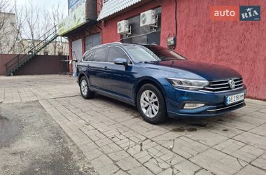 Универсал Volkswagen Passat 2019 в Днепре