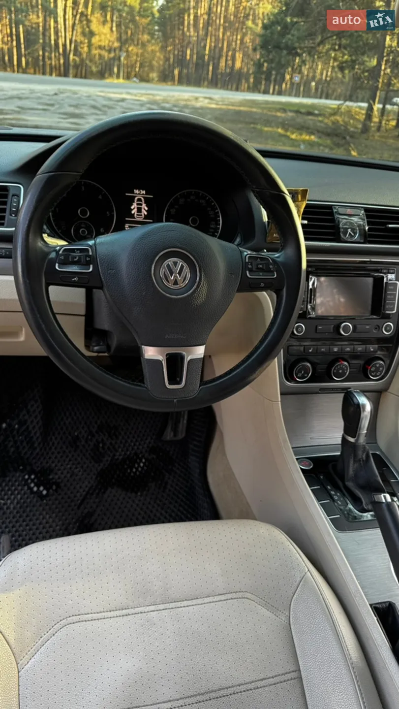 2014 Volkswagen Passat - мініатюра 17