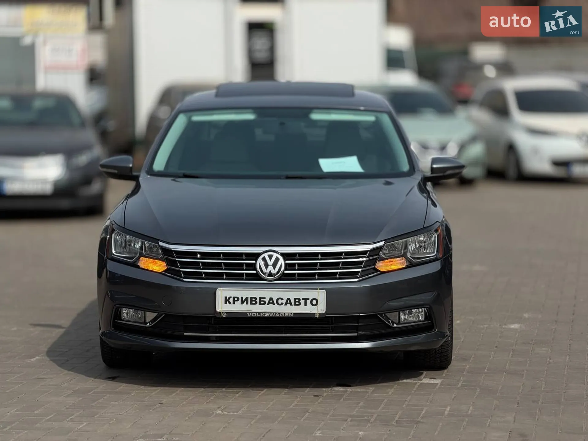 2018 Volkswagen Passat - мініатюра 2
