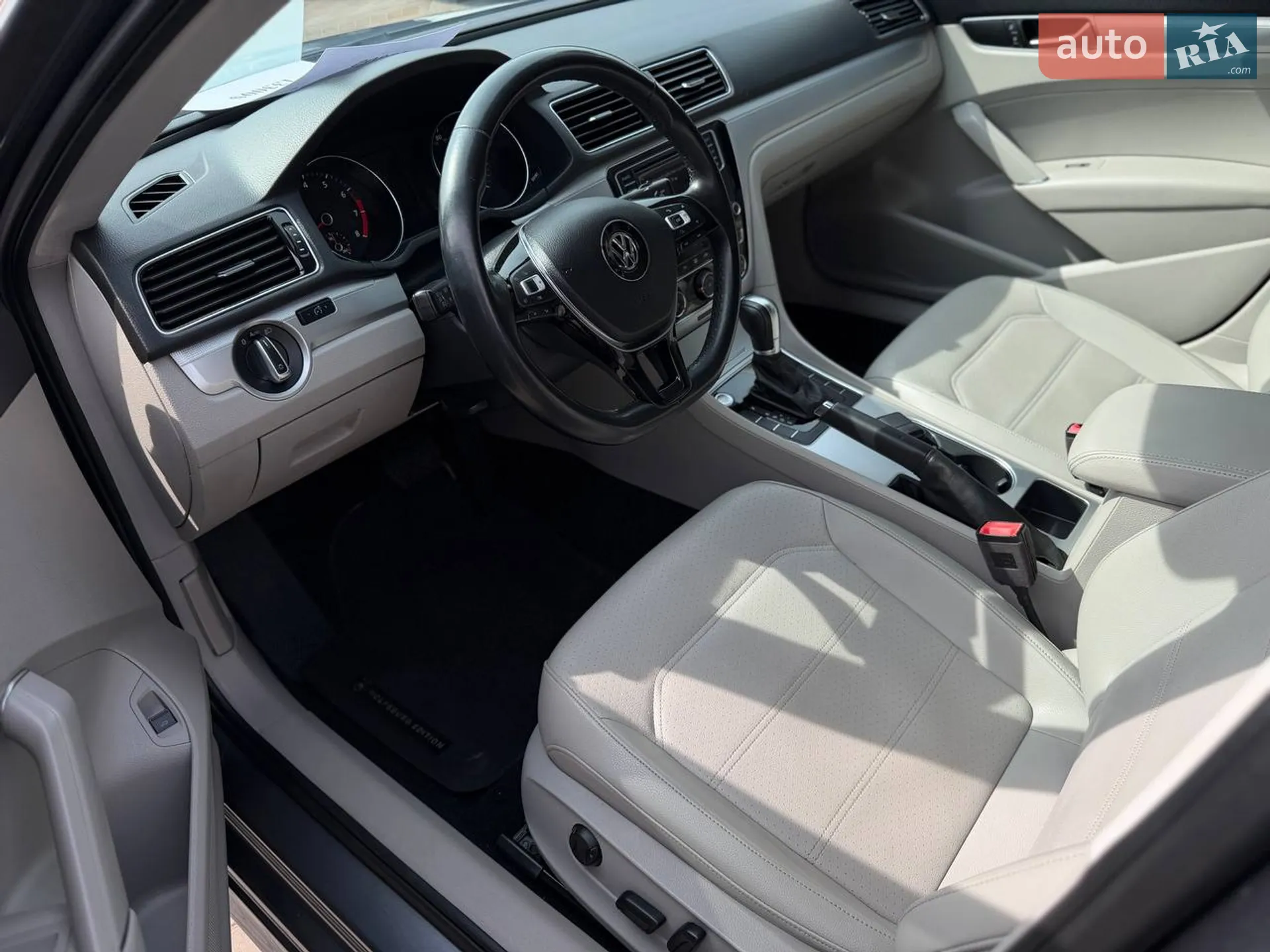 2018 Volkswagen Passat - мініатюра 16