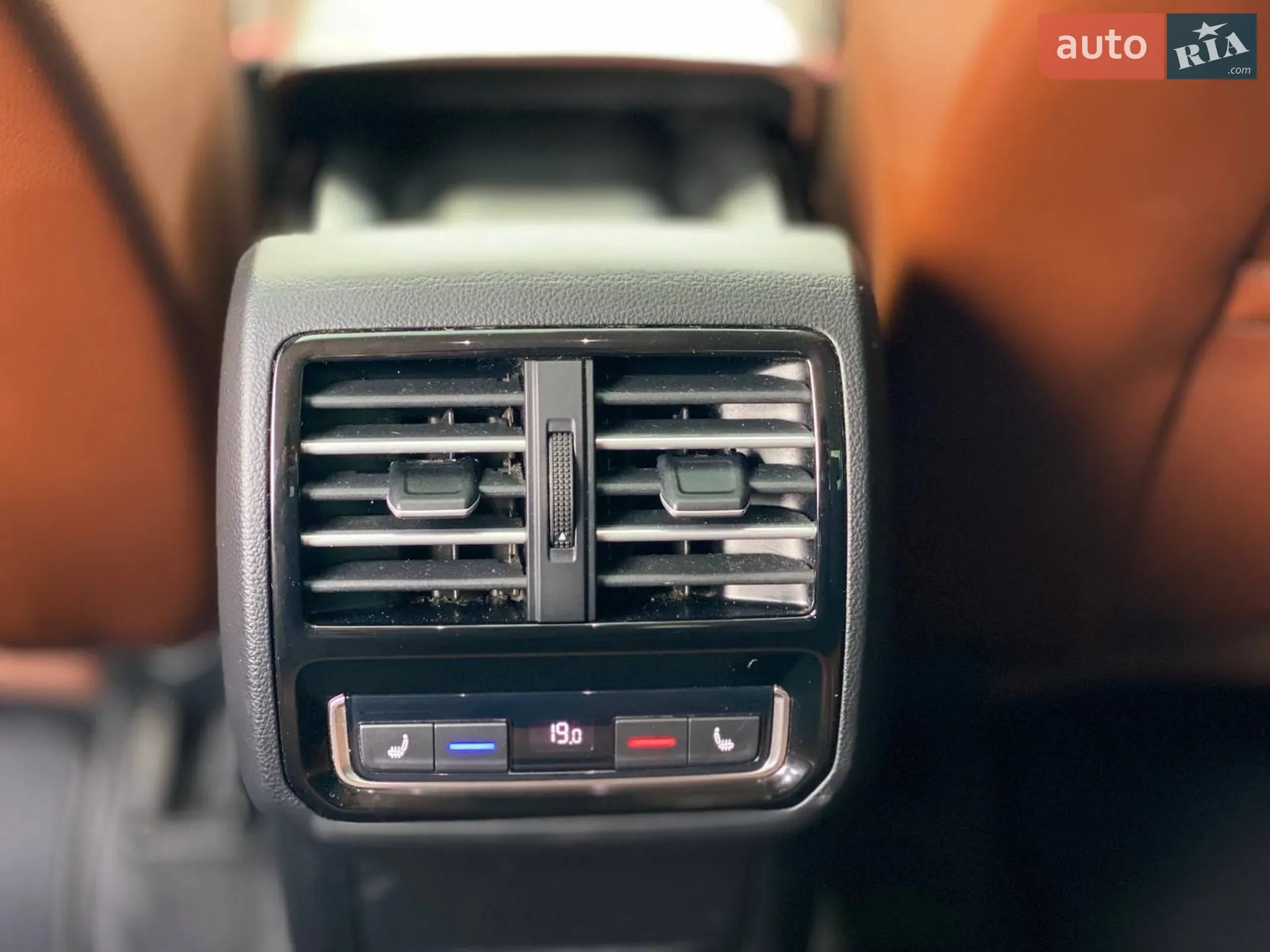 2016 Volkswagen Passat - мініатюра 14