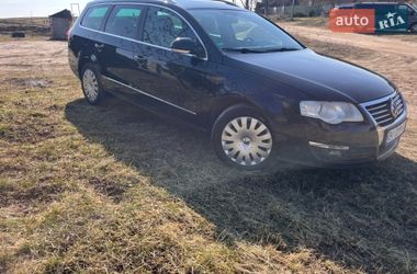 Универсал Volkswagen Passat 2006 в Валках