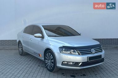 Седан Volkswagen Passat 2013 в Вінниці