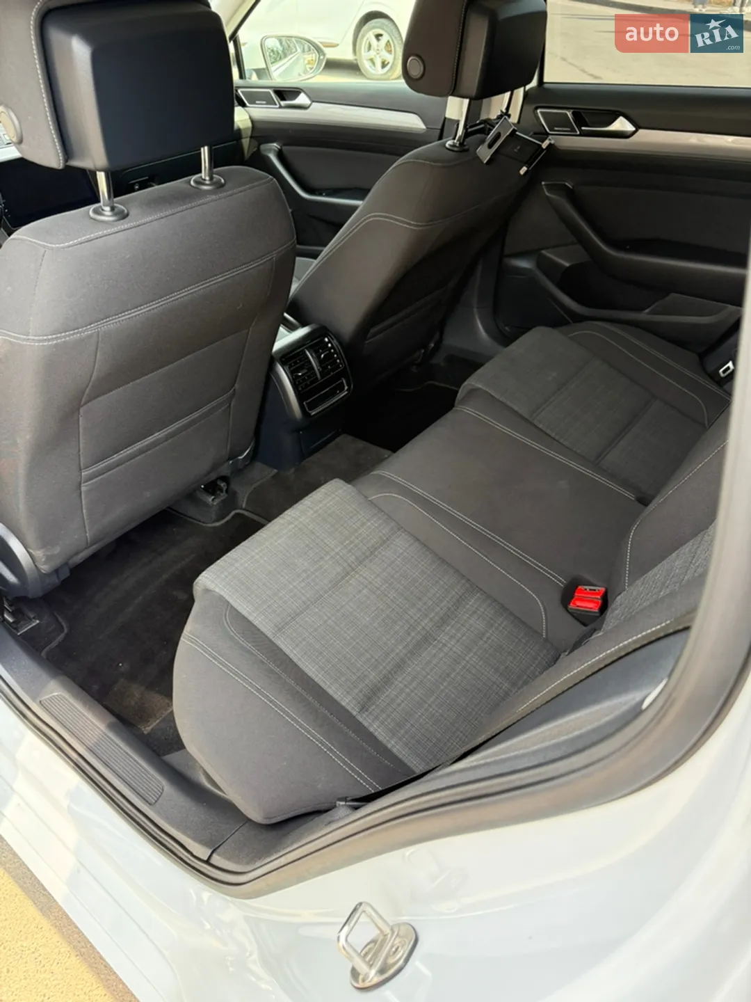 2022 Volkswagen Passat - мініатюра 8