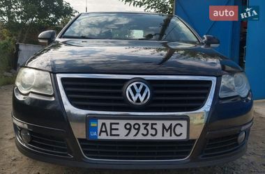 Седан Volkswagen Passat 2006 в Никополе