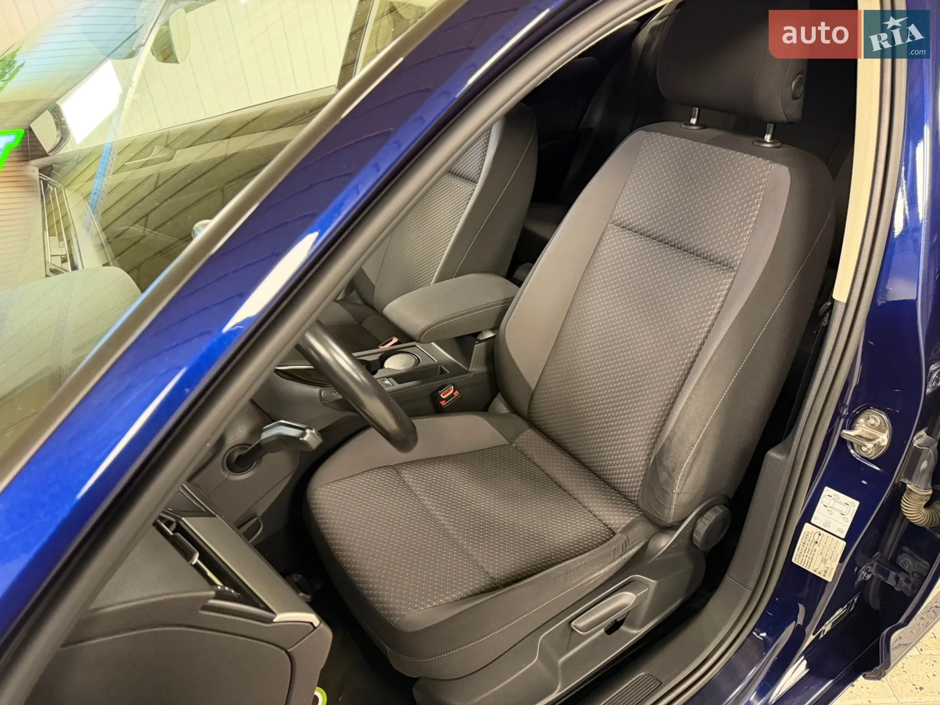 2019 Volkswagen Passat - мініатюра 36