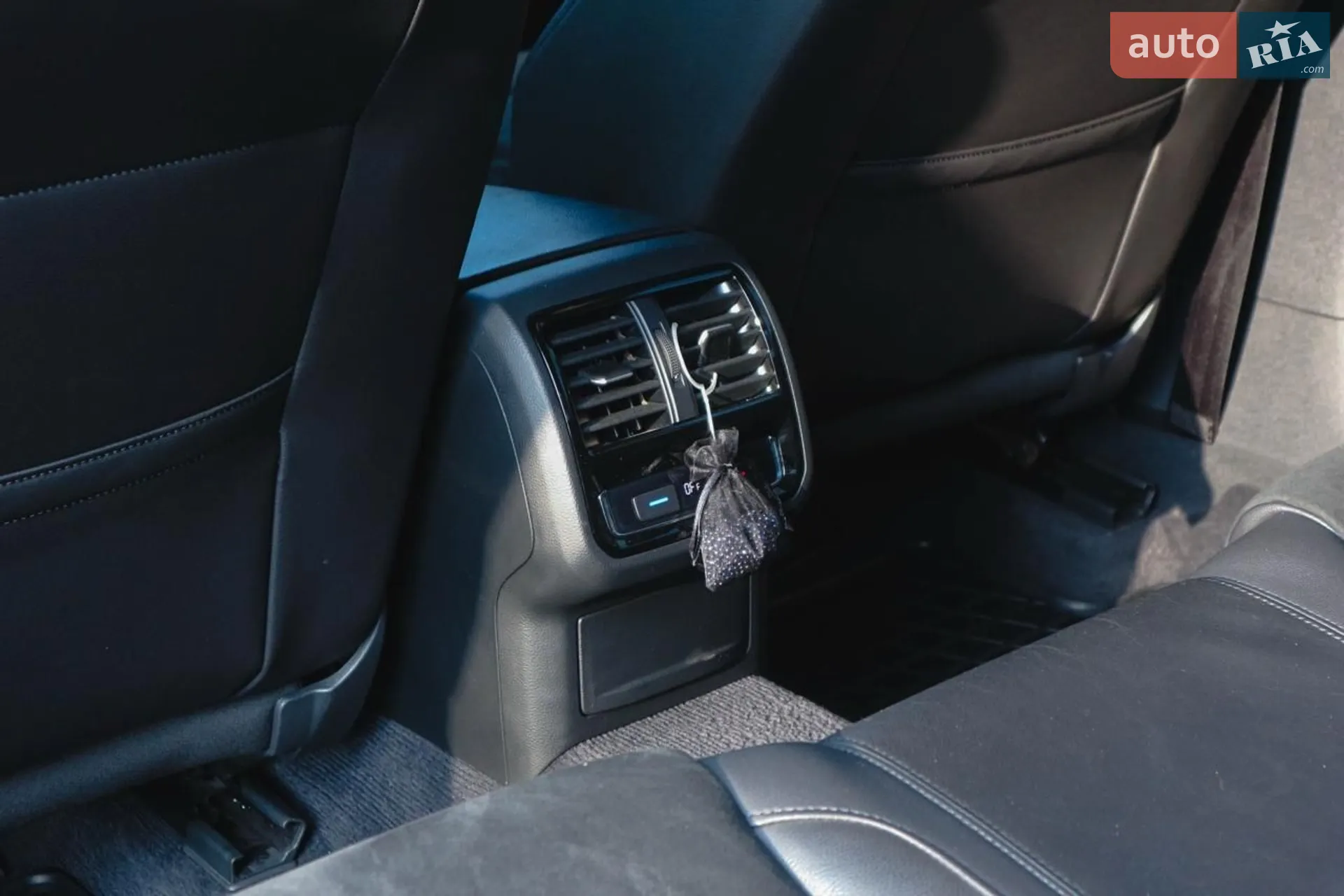 2018 Volkswagen Passat - мініатюра 26