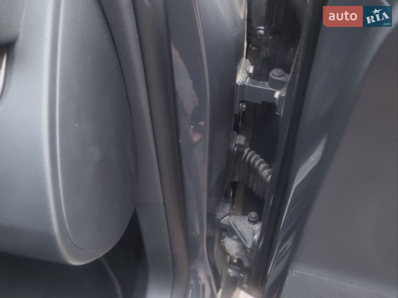 Универсал Volkswagen Passat 2011 в Луцке