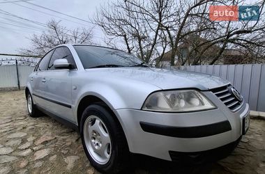 Седан Volkswagen Passat 2000 в Семенівці