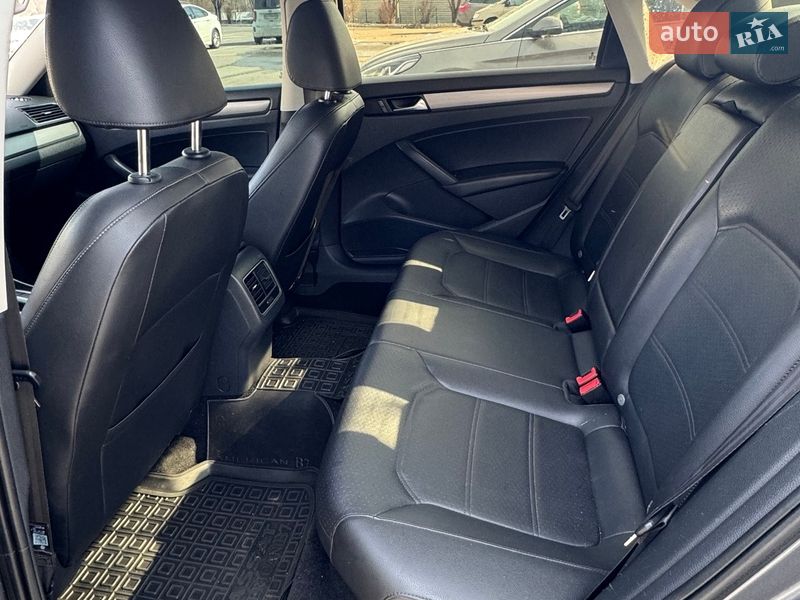 Седан Volkswagen Passat 2015 в Киеве фото 7 Седан Volkswagen Passat 2015 в Киеве