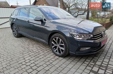 Универсал Volkswagen Passat 2020 в Луцке