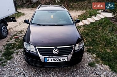 Универсал Volkswagen Passat 2007 в Рахове
