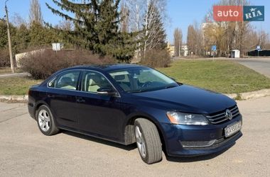 Седан Volkswagen Passat 2013 в Киеве