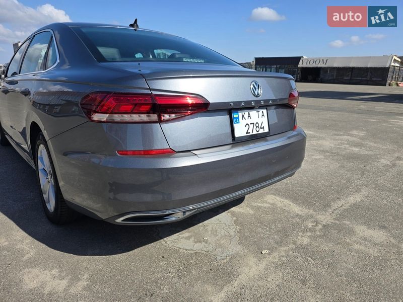 Седан Volkswagen Passat 2020 в Києві