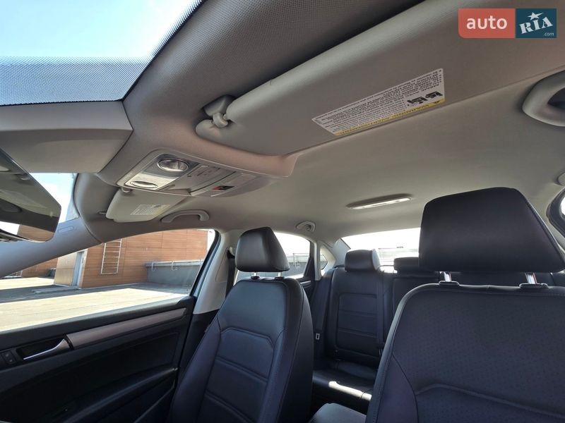 Седан Volkswagen Passat 2020 в Києві