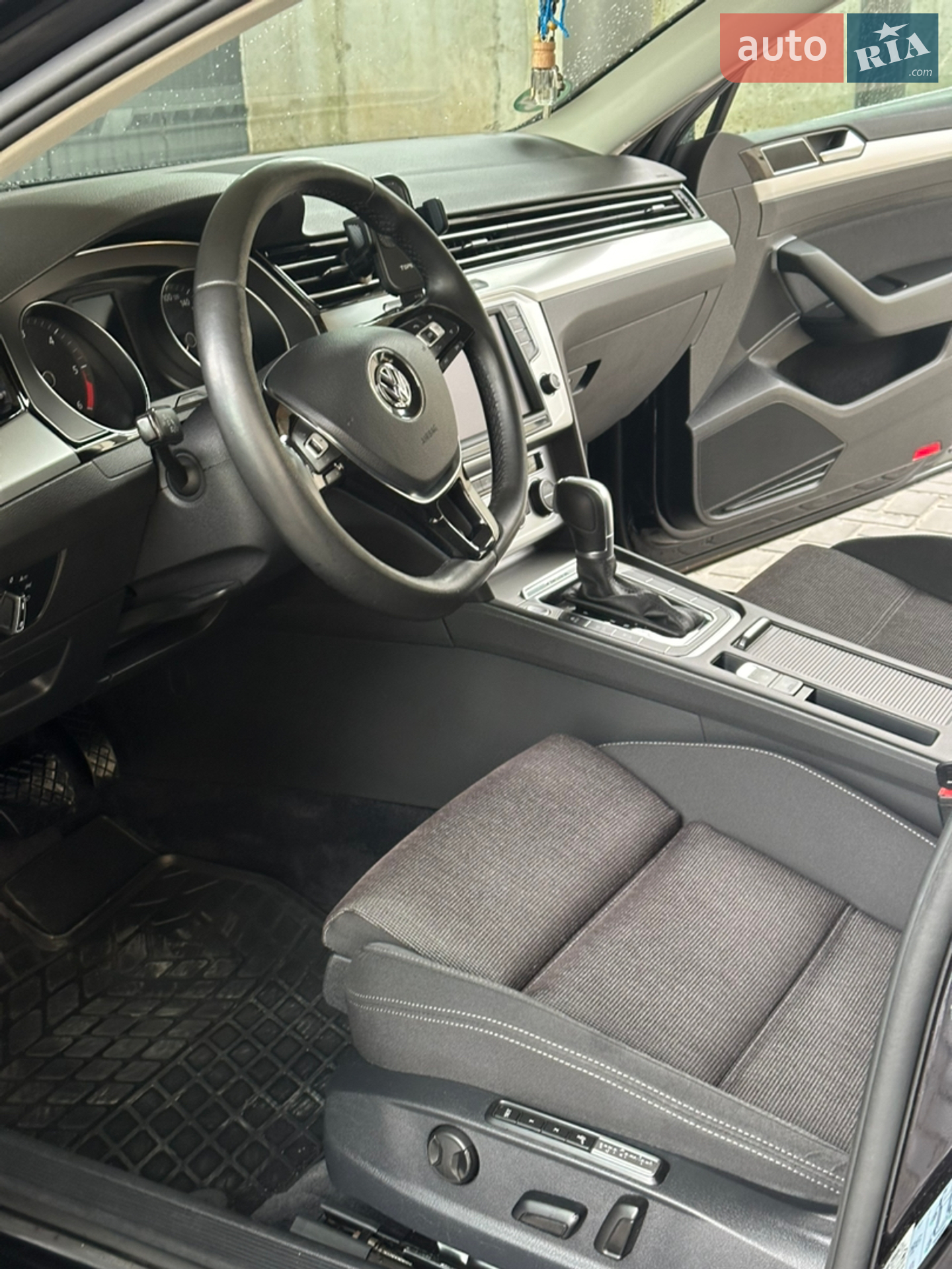 2016 Volkswagen Passat - мініатюра 26