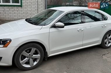 Седан Volkswagen Passat 2013 в Новомосковську