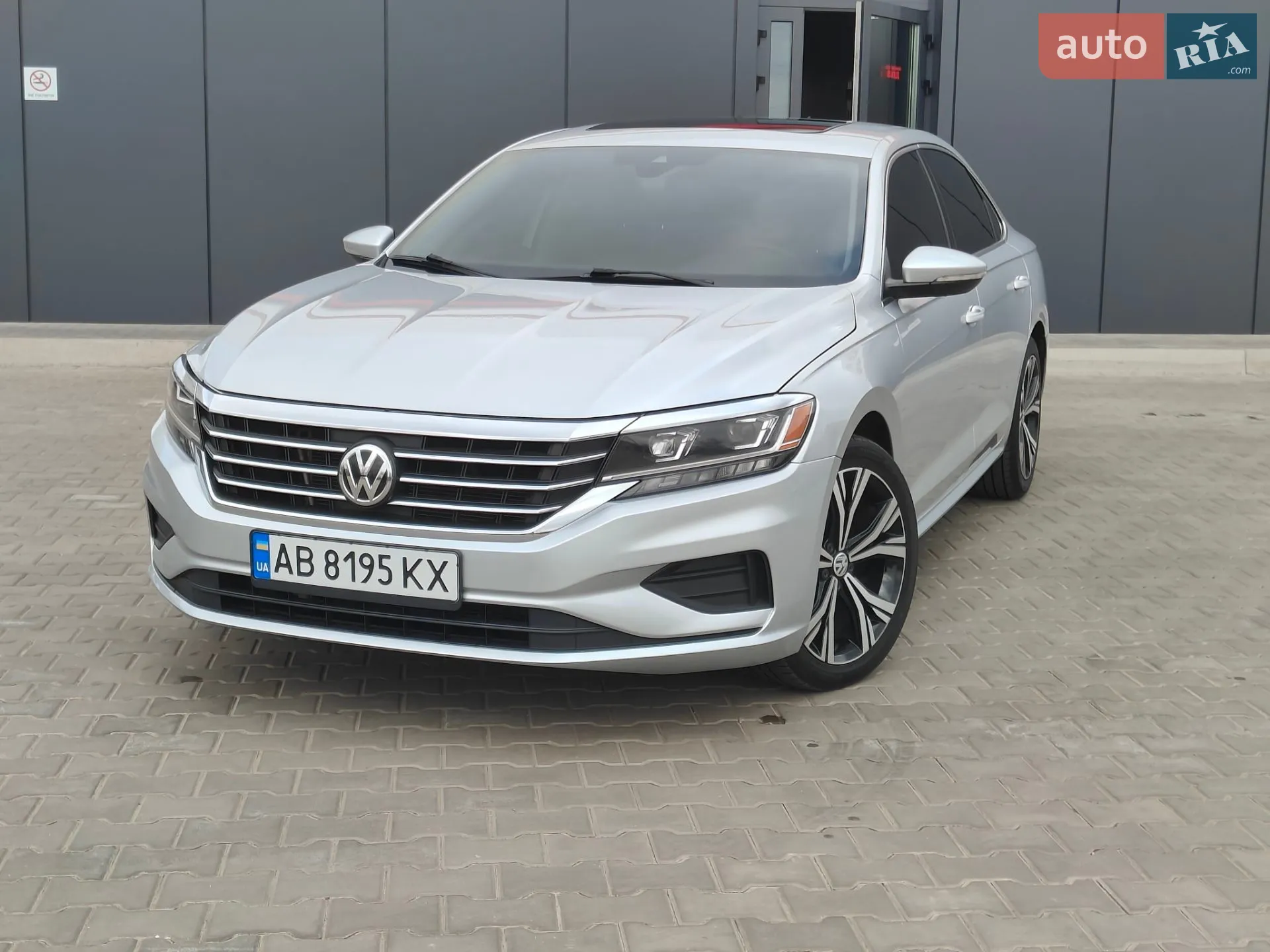 2021 Volkswagen Passat - мініатюра 2