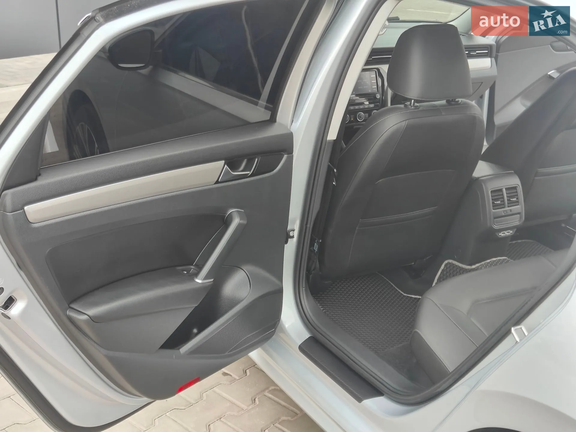 2021 Volkswagen Passat - мініатюра 20