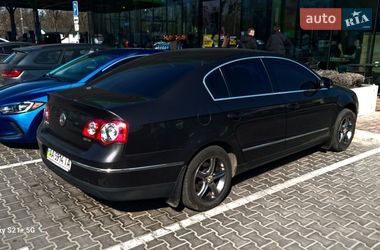 Седан Volkswagen Passat 2008 в Киеве