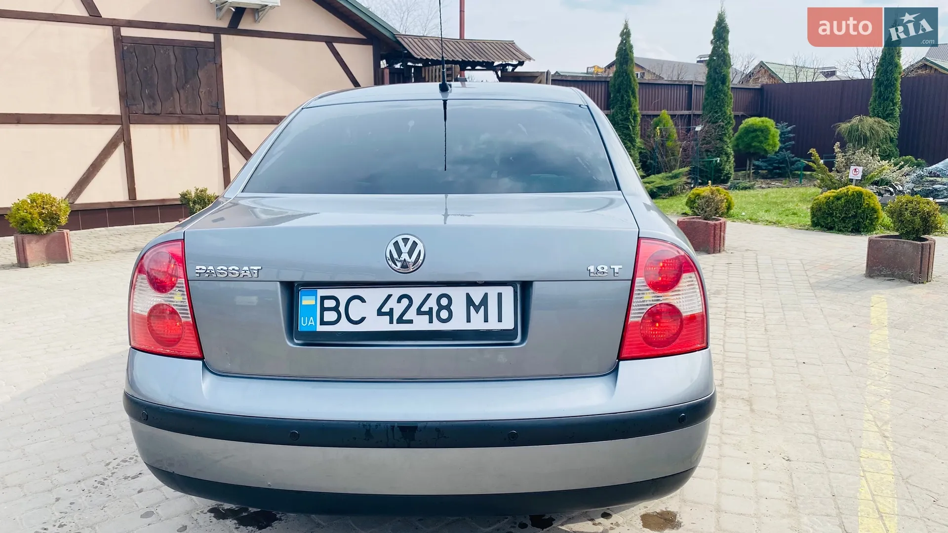 Volkswagen Passat 2002 VIN WVWZZZ3BZ2P358467 фото оголошення 8 з 33