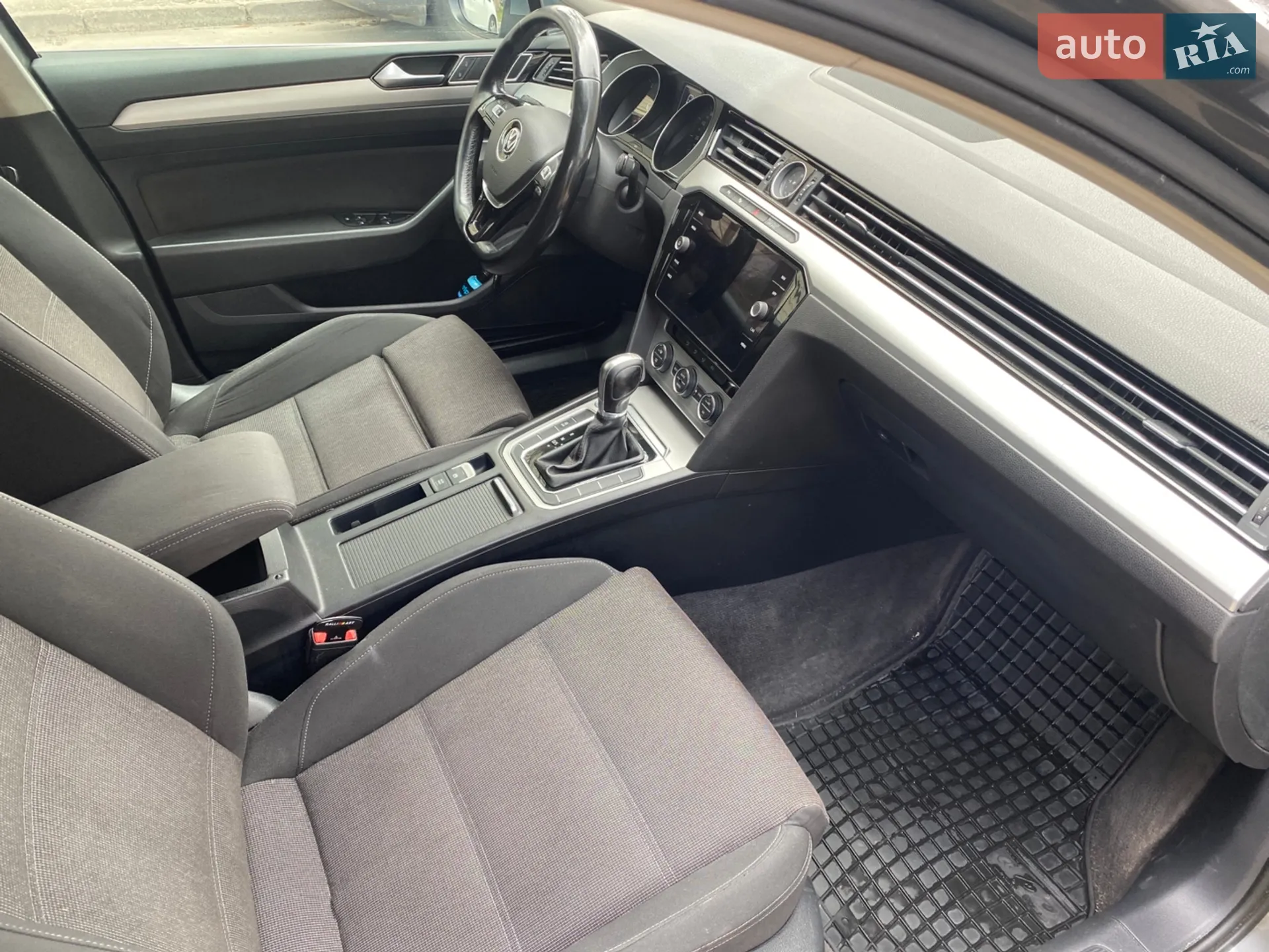 2017 Volkswagen Passat - мініатюра 36