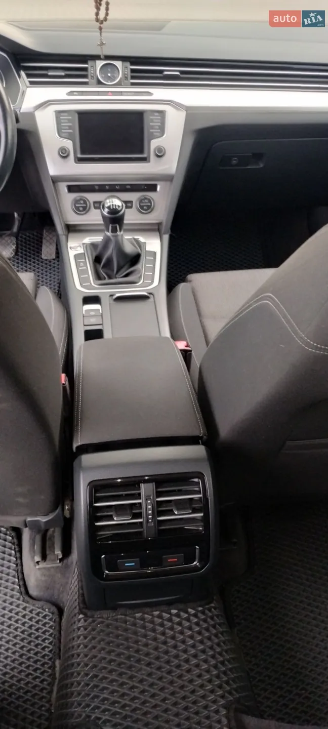 2015 Volkswagen Passat - мініатюра 10