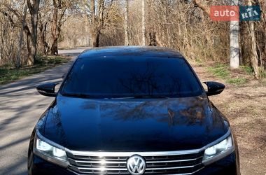 Седан Volkswagen Passat 2015 в Одессе