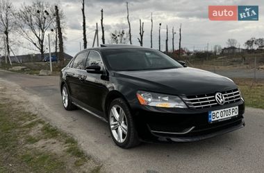 Седан Volkswagen Passat 2014 в Львове