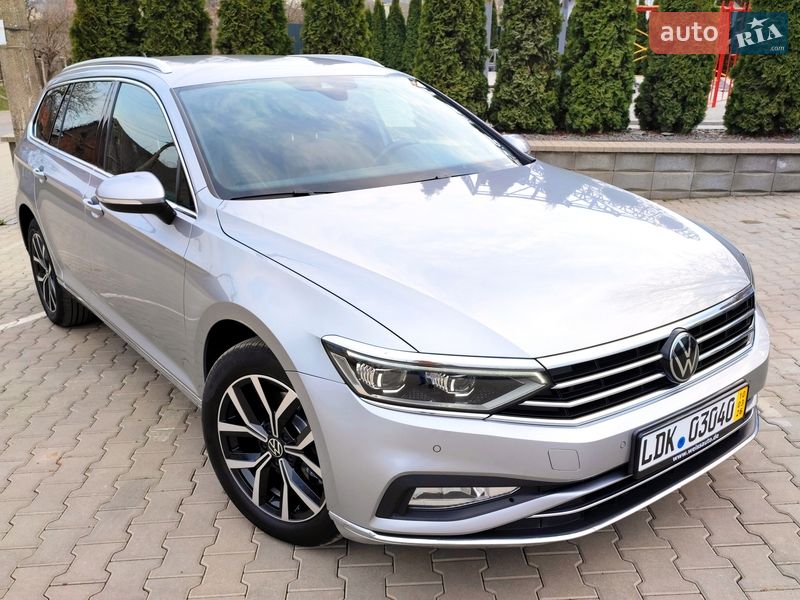 Volkswagen Passat 2022